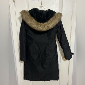 Aritzia TNA The Summit Parka